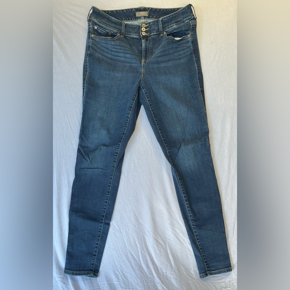 Torrid Women’s Soft Stretchy Narrow Leg Jeggings Size 16 Extra Tall